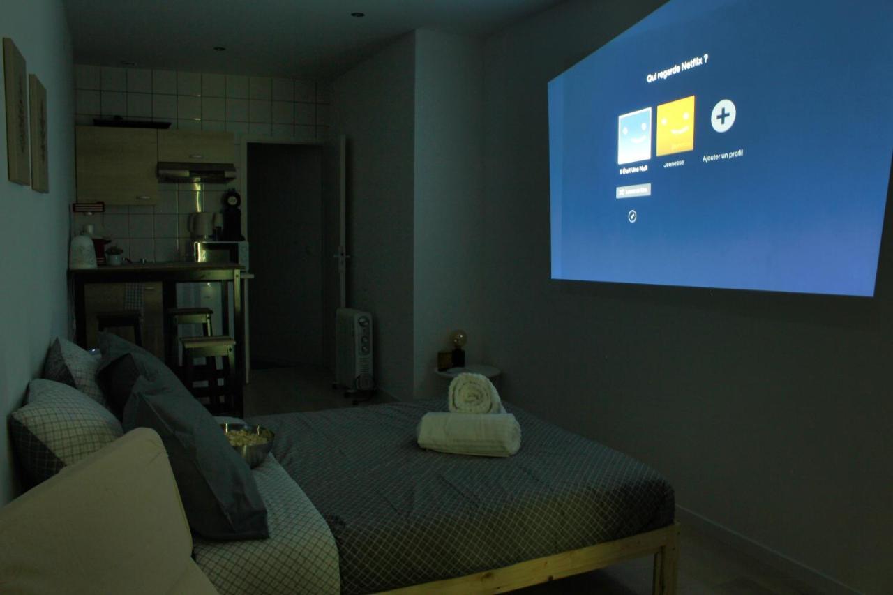 Apartament Studio Videoprojecteur & Popcorn - Proche Victoire Bordeaux Zewnętrze zdjęcie